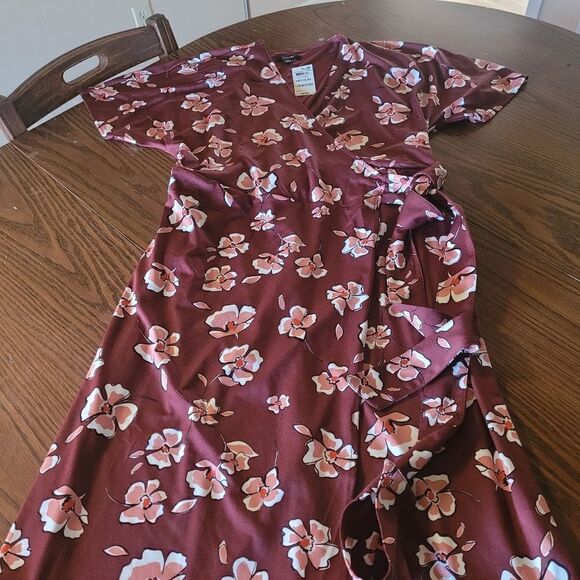 Alfani NWT ditzy wrap midi burgundy red floral flowy dress size Medium - Picture 4 of 8